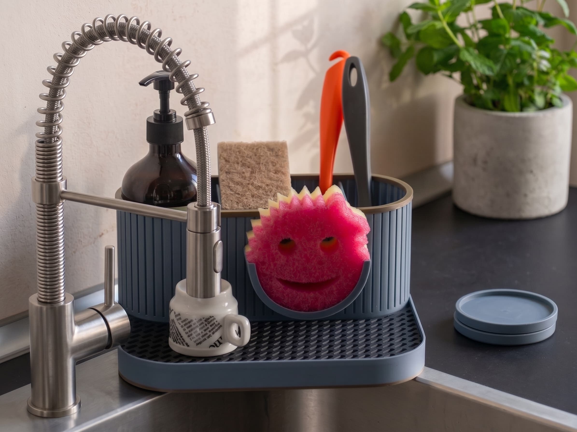 Modular Kitchen Sink Organizer — image 1 of 1